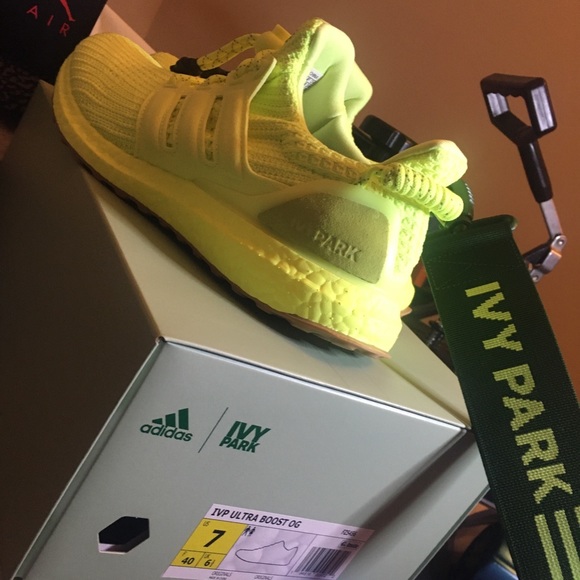 Adidas Ivy Park Ultra Boost OG by Beyoncé size 7 main image 7